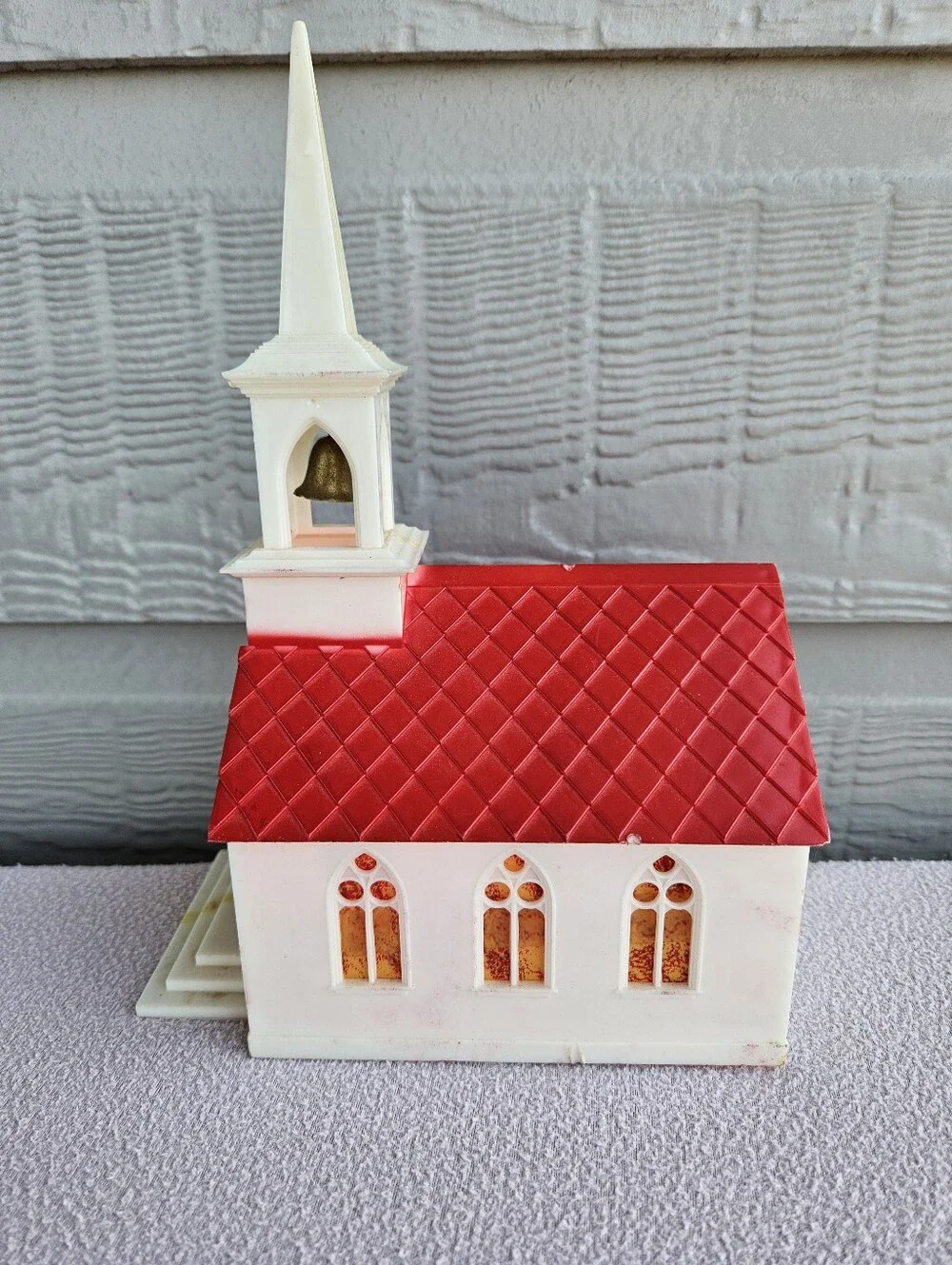 VTG Glolite Light Up Plastic Church White Red Roof Stained Glass Windows Holiday